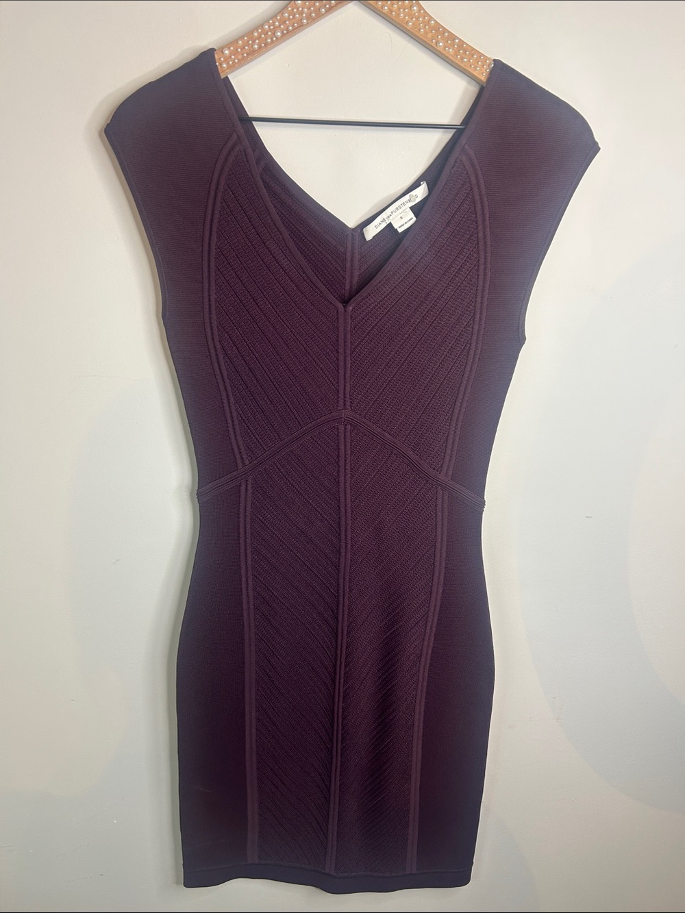 Diane Von Furstenberg Plum V-Neck Textured Midi Dress